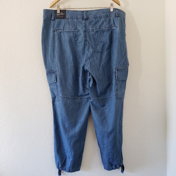 NWT - Tommy Hilfiger Chelsea Cargo Jeans - Size 18W - Picture 5 of 8